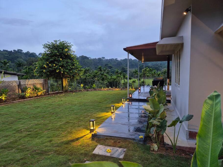 Songs Of The Treepie Villa Virajpet Exterior photo